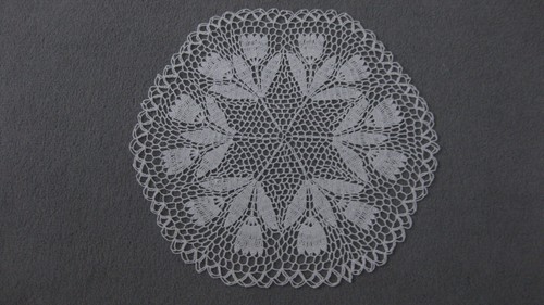 Spitzen deckchen handarbeit - spitzen,