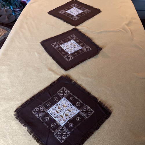 Deckchen mit spitzeneinsatz - 3,